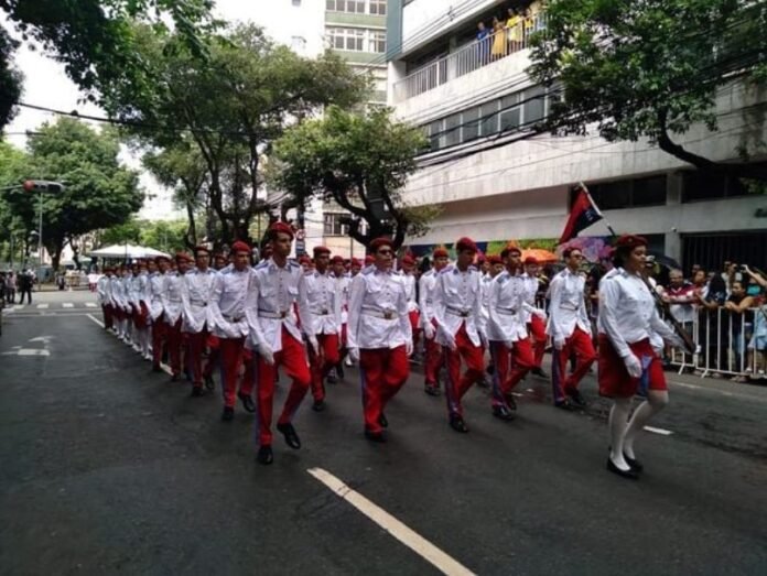 Desfile de Sete de Setembro. Crédito: Gil Santos/Arquivo CORREIO