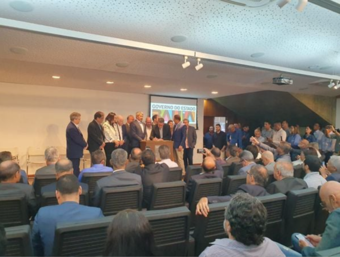 Cerimônia aconteceu nesta quarta-feira (11). Crédito: Wendel de Novais/CORREIO