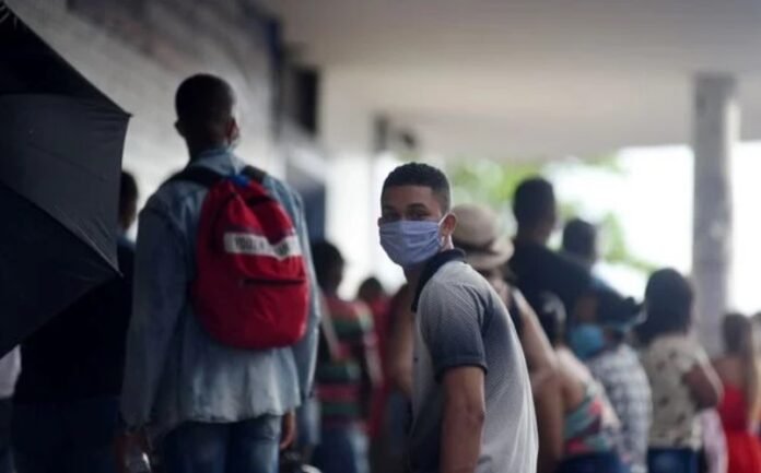 Máscaras não são de uso obrigatório para toda população. Crédito: Betto Jr/Arquivo CORREIO