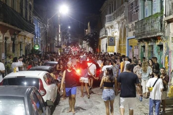 Carnaval no Santo Antônio Além do Carmo . Crédito: Arisson Marinho/CORREIO