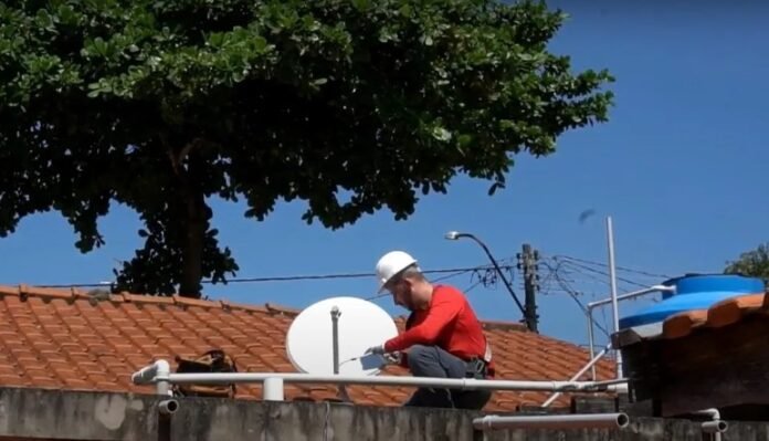Mais de 200 mil famílias da Bahia já fizeram a substituição da antena parabólica - Foto: Divulgação | Siga Antenado