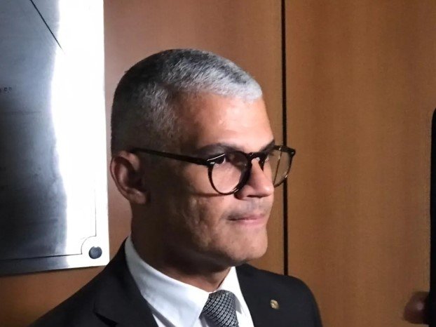 Parlamentar declarou que não há margem para uma aliança nem com Zé Neto (PT) ou Zé Ronaldo (União Brasil) - Foto: Cássio Moreira | AG. A TARDE