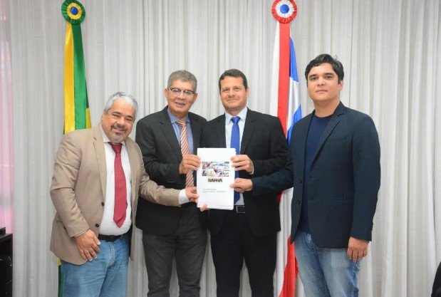 Projeto estima crescimento do PIB baiano, que deverá alcançar a marca de 1,7% (2024), 2,6% (2025) e 2,5% (2026 e 2027) - Foto: Juliana Andrade - ASCOM/ALBA