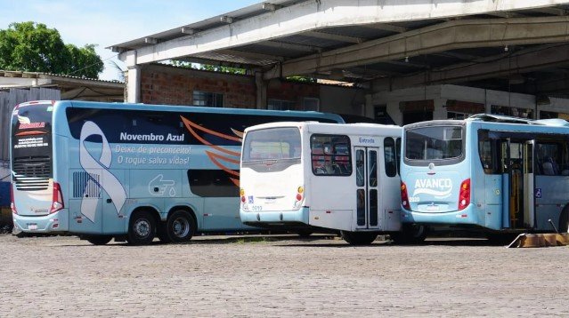 Ônibus metropolitano Crédito: Ana Albuquerque/Arquivo CORREIO