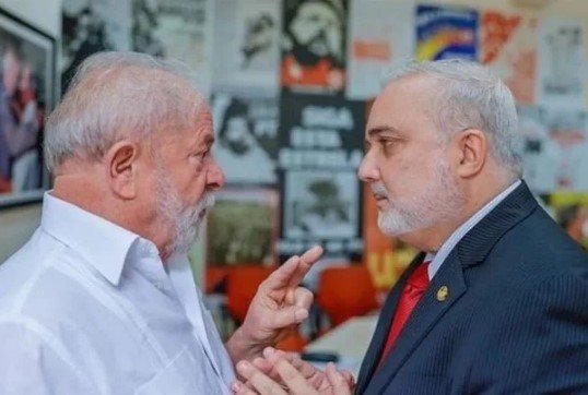 Lula e o dirigente da Petrobras, Jean Paul Prates Crédito: Ricardo Stukert