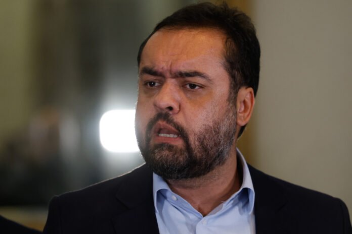 Governador Cláudio Castro fala de Segurança Pública após tr