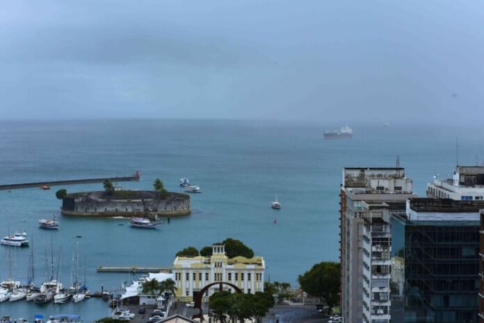 Tempo-em-Salvador_Foto_Jefferson-Peixoto_Secom_Pms-12_6_11zon-1-1024x683