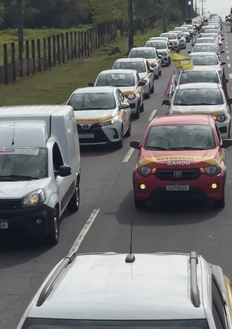 autoescolas-de-salvador-protestam-contra-novas-regras-do-governo-2975262