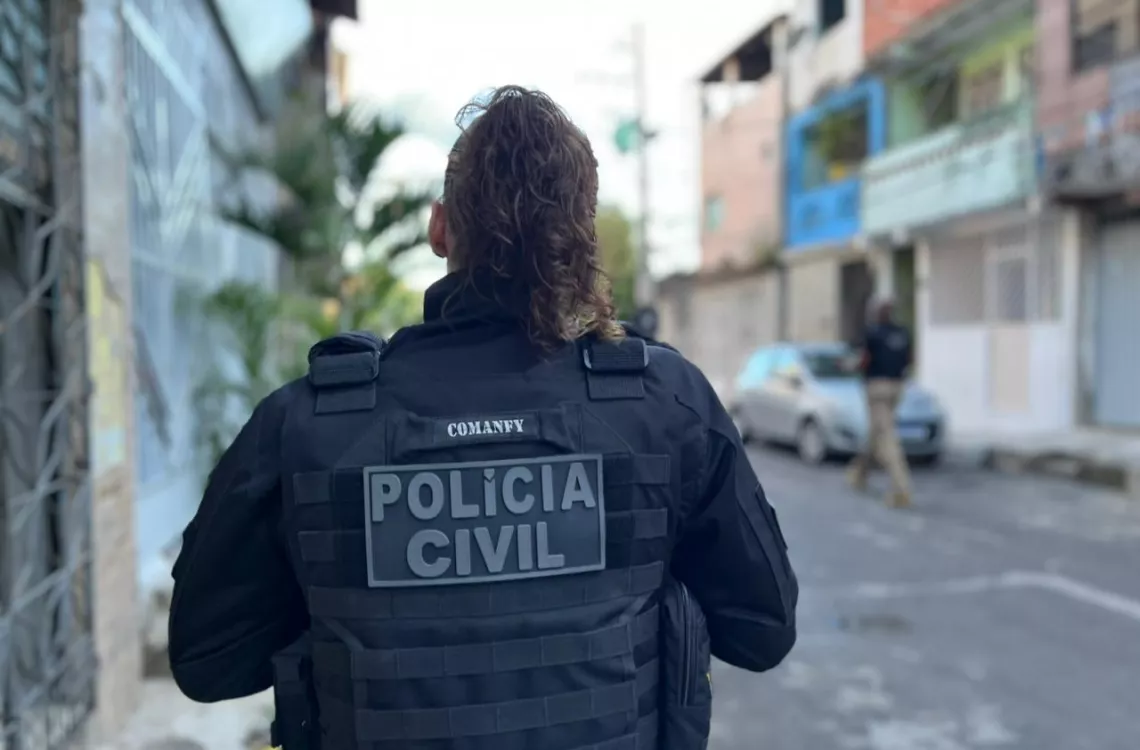 Homem é preso com veículo adulterado no centro de Feira de Santana