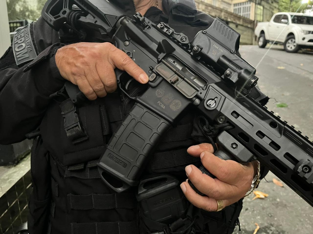 Homens são presos por roubos, extorsões e estupros contra vítimas atraídas por aplicativos