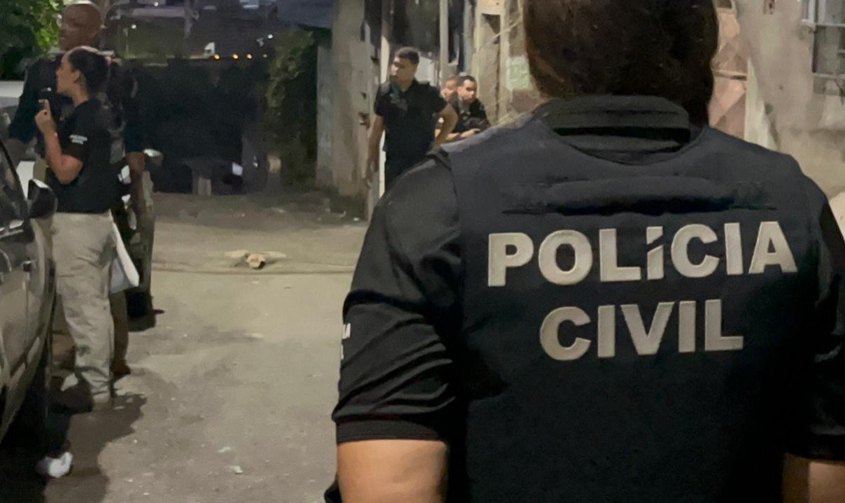 Homem é preso por descumprir medida protetiva e ameaçar ex-companheira em Serrinha