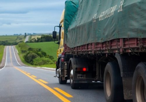 frete a caminhoneiros