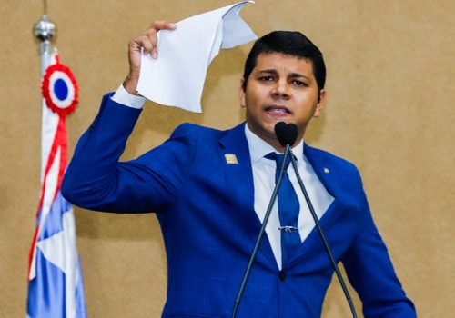Deputado afirmou que a sua proposição apresentada na Assembleia "possui relevante valor histórico e urbano"


Foto: Ascom/AgênciaALBA