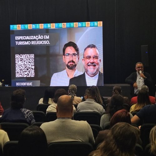 Curso de pós-graduação lato sensu, pioneiro no país, integra o programa da Universidade Católica do Salvador (UCSAL) e busca formar profissionais capazes de integrar fé, cultura, patrimônio, gestão e desenvolvimento de destinos religiosos

Fotos: divulgação