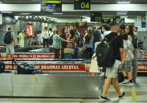 A longa permanência dos turistas gera impacto direto no bolso da população e impulsiona a economia local