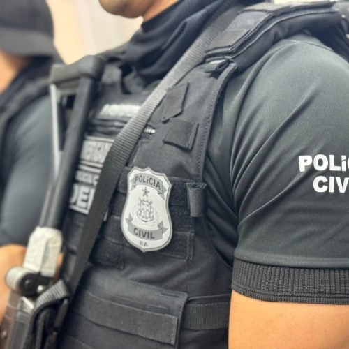 Suspeita já responde a outros processos criminais e foi encontrada com diversos produtos furtados