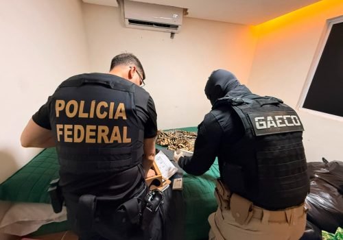 Um mandado de prisão e três de busca e apreensão estão sendo cumpridos pela operação “Versão Brasileira"


Foto: MP-BA
