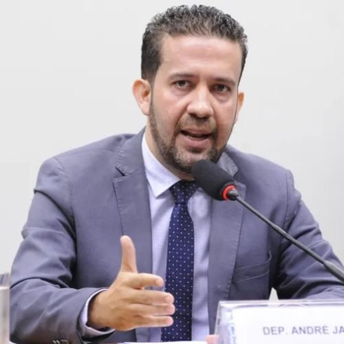Após nova derrubada do canal Exército do Lula, Janones evita confronto com Nunes Marques e diz confiar na Justiça

Foto: Cleia Viana/Câmara dos Deputados