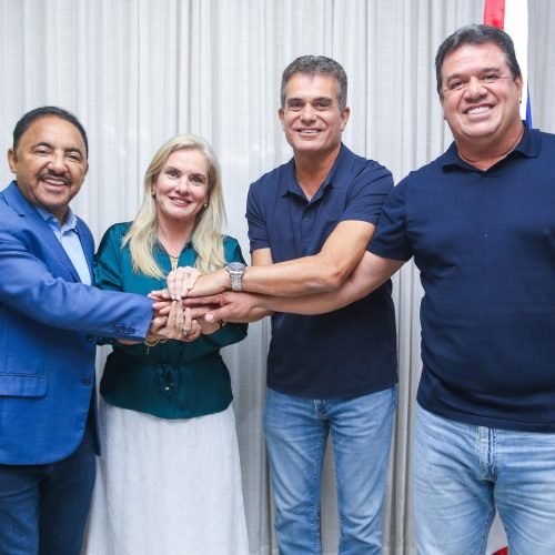 Fotos: Gabinete da Presidências