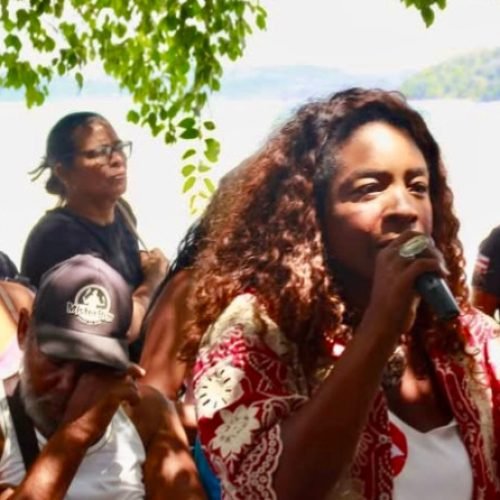 Encontro com órgãos públicos discutiu ações diante dos problemas socioambientais enfrentados pela comunidade
Vereadora cobra medidas de proteção para São Tomé de Paripe


Foto: Divulgação