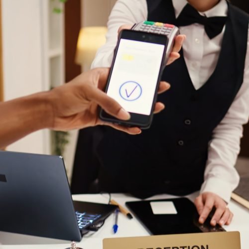 Sistema desenvolvido pelo Ministério do Turismo passou a ser integralmente adotado pelo setor a partir desta segunda-feira (20)

Foto: Freepik.com/Creative Commons