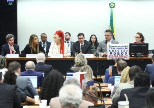 Reunião da Comissão Especial sobre o Fim da Escala 6x1 (PEC 221/19)

Foto: Vinicius Loures/Câmara dos Deputados