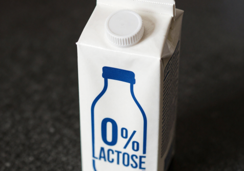 Esse tipo de leite é consumido por pessoas que possuem restrição à lactose

Foto: Reprodução/IA/Magnific